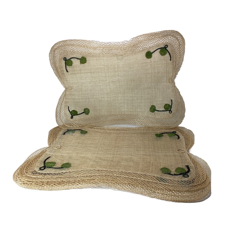 Set Of 4 Vintage Abaca Natural/Green Boho Straw Bow Shaped  Placemats